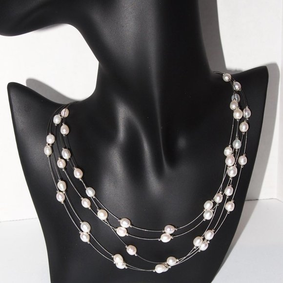 Genuine Fresh-Water Pearls 5 Strands on 16 Inch Silver Necklace. - Picture 4 of 4